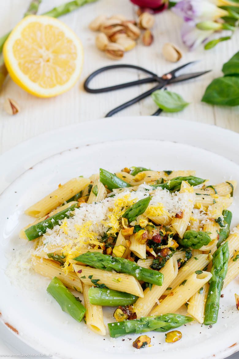 Pasta mit grünem Spargel - www.qevorlanix.pro