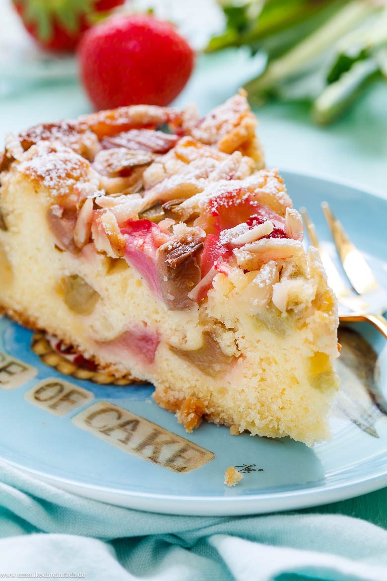 Erdbeer Rhabarber Kuchen - www.qevorlanix.pro