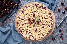 Kirschkuchen mit Streusel