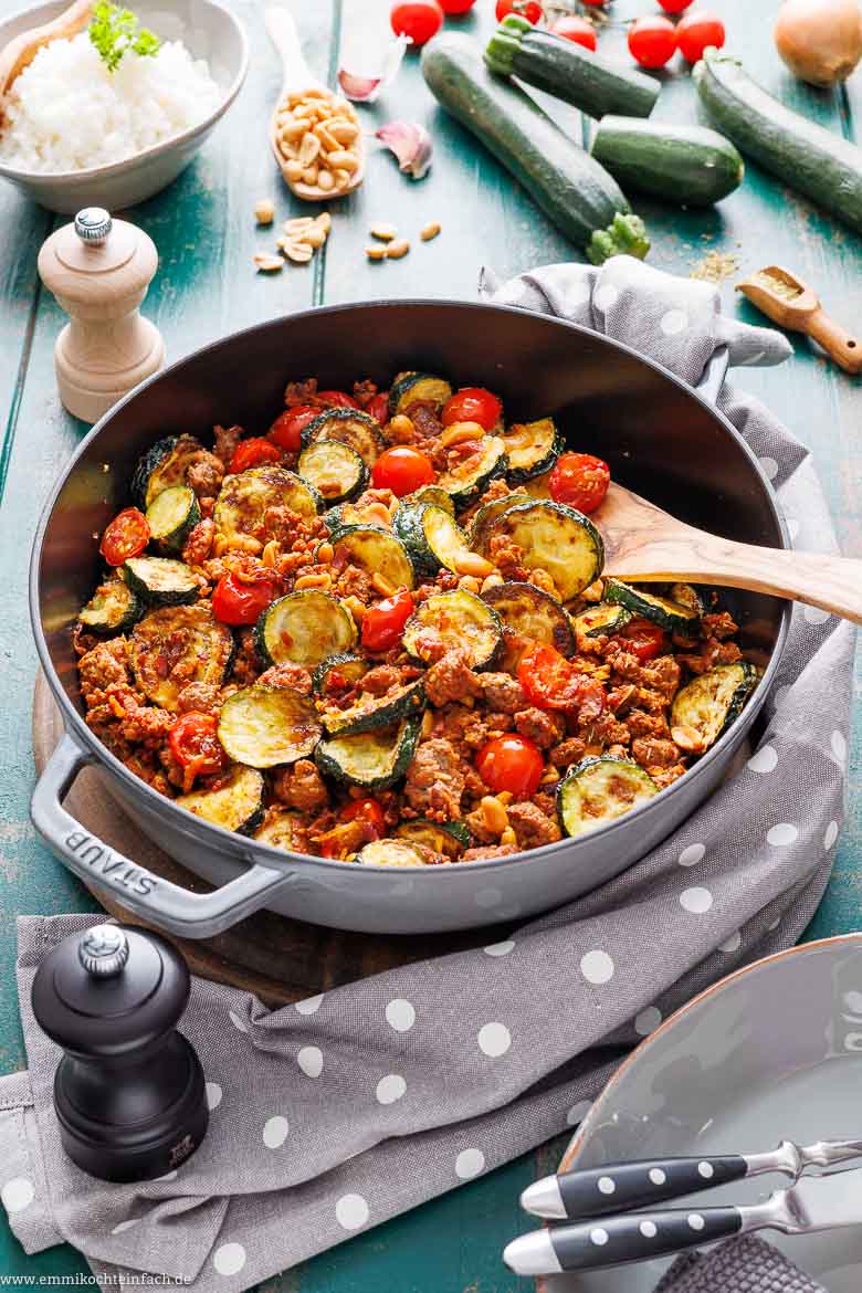 Zucchini Pfanne mit Hackfleisch