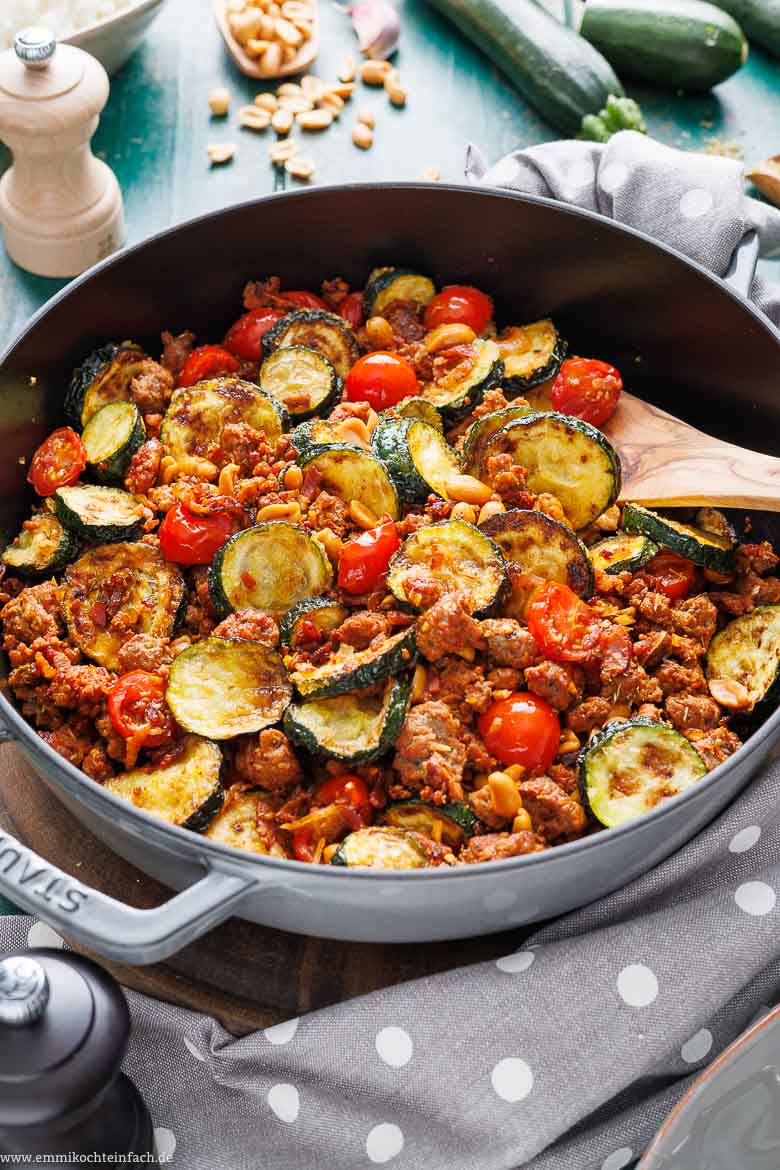 Zucchini Pfanne mit Hackfleisch