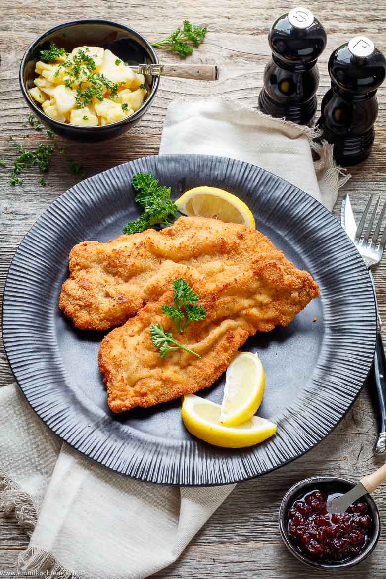 Schnitzel panieren und braten
