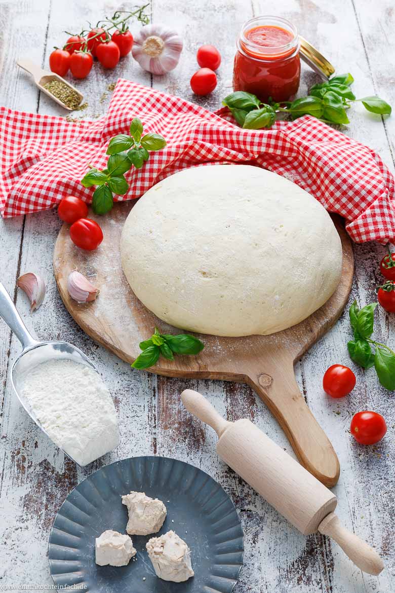 Pizzateig mit Hefe