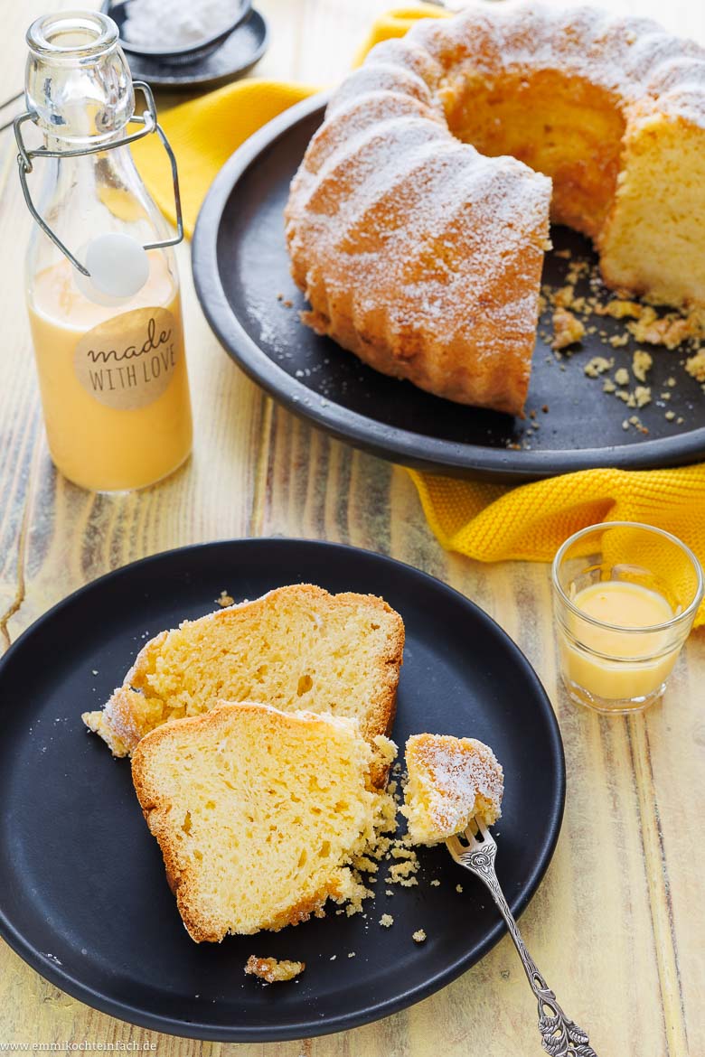 Eierlik&ouml;rkuchen saftig