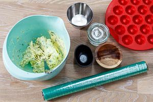 B&auml;rlauchbutter formen und portionieren