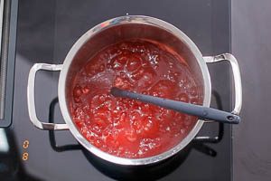 Erdbeermarmelade kochen