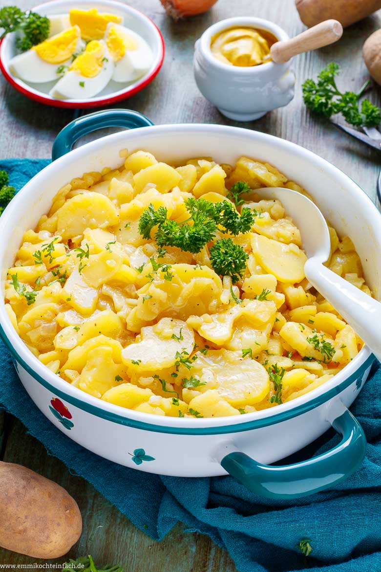 Omas Kartoffelsalat mit Br&uuml;he ohne Mayo