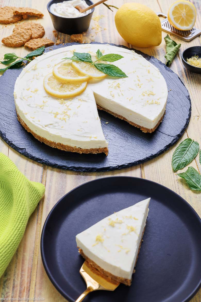 Philadelphia-Torte mit G&ouml;tterspeise und Zitrone