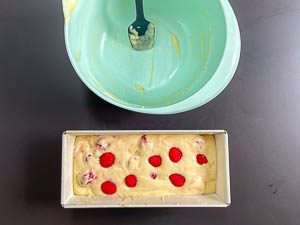 Himbeerkuchen in die Kastenform