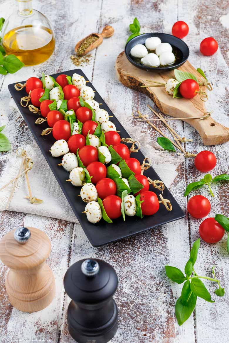 Die bunten Fingerfood Spie&szlig;e.