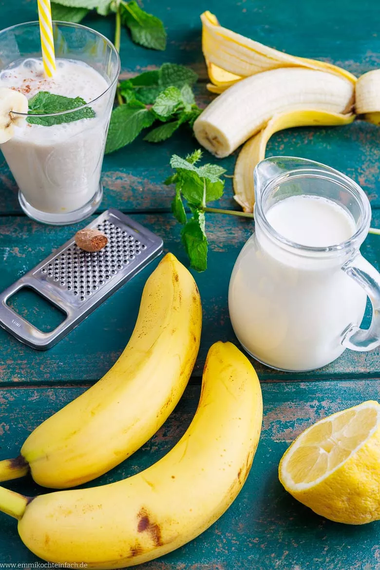 Zutaten für süße Bananenmilch