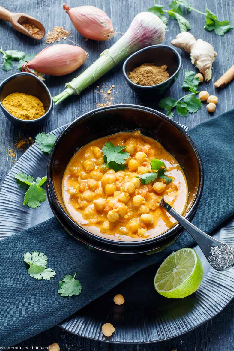 Kichererbsen-Curry Rezept mit Kokosmilch und Gemüse