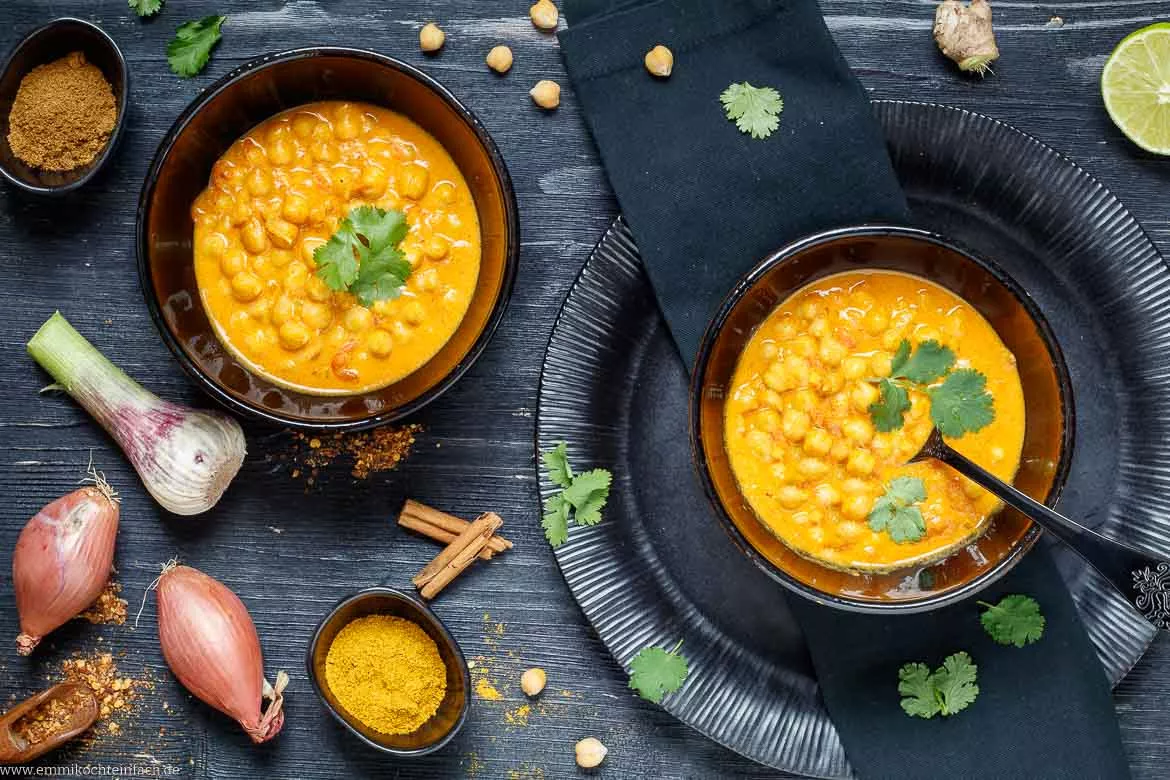 Kichererbsen-Curry Rezept mit Kokosmilch und Gemüse