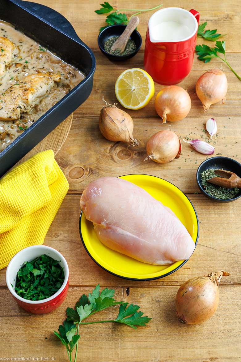 Zutaten f&uuml;r das Zwiebel-Sahne-H&auml;hnchen