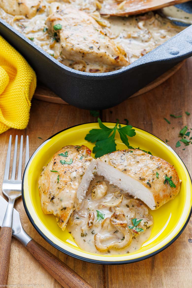 Zwiebel-Sahne-H&auml;hnchen &ndash; echtes Comfort Food
