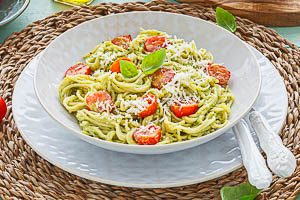 Fertig ist die Avocado Pasta!