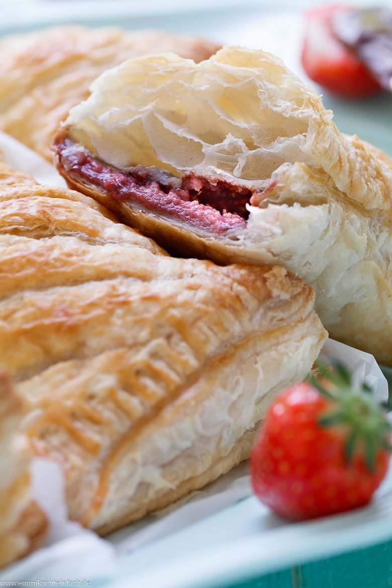 Blätterteig mit Erdbeeren und Schokolade