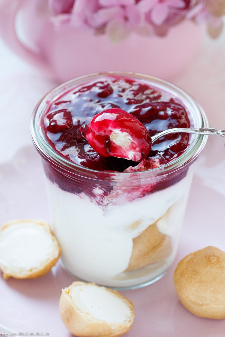 Schnelles Windbeutel-Dessert