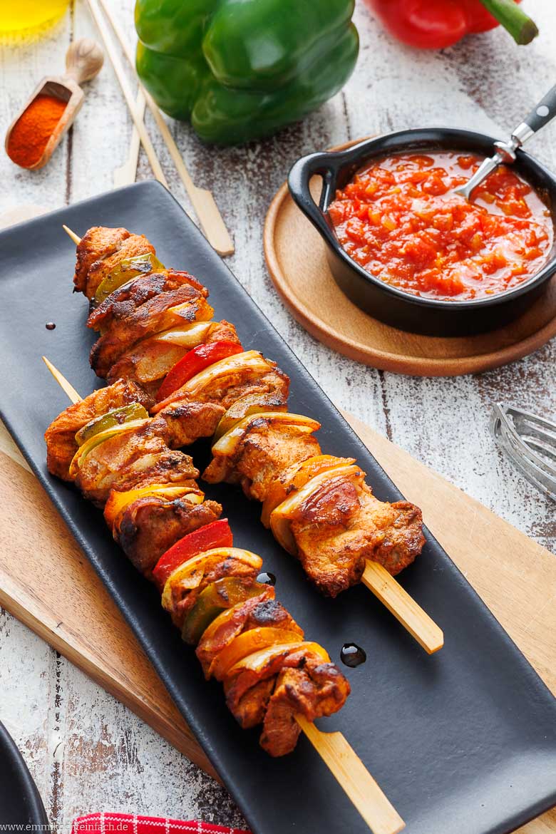 Spie&szlig;e mit Schaschlik-Fleisch selber machen