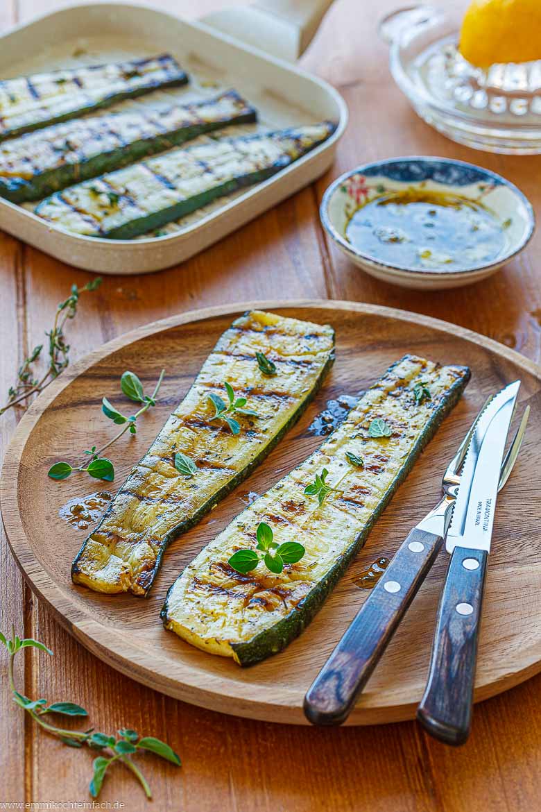 Würzige Grill-Zucchini