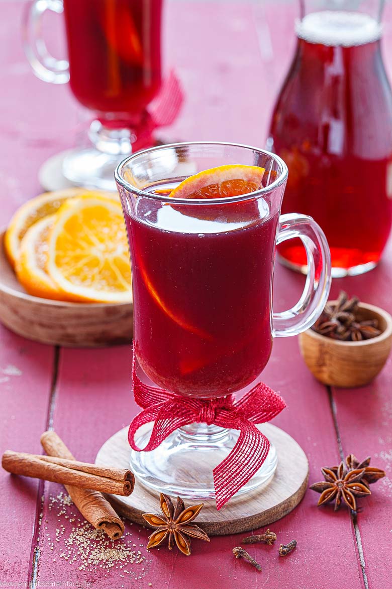 Gl&uuml;hwein-Rezept klassisch mit rotem Wein