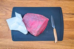 Rinderbraten abwaschen und abtupfen