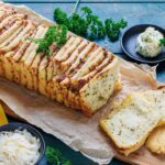 Zupfbrot mit Kräuterbutter Rezept