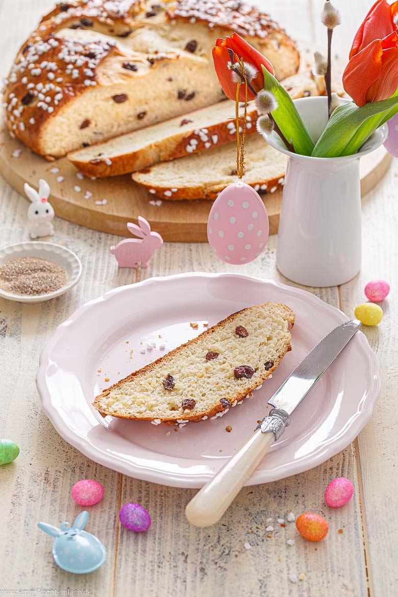 Einfaches und gelingsicheres Rezept für Osterbrot