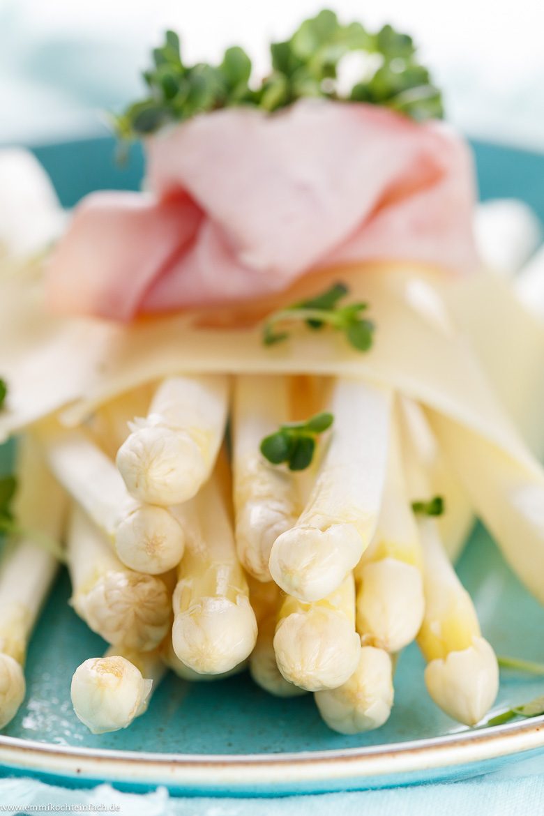 Zutaten f&uuml;r Spargel Cordon Bleus